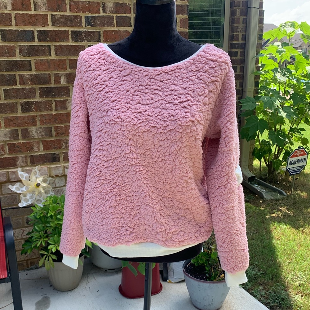 PLUSH TOP